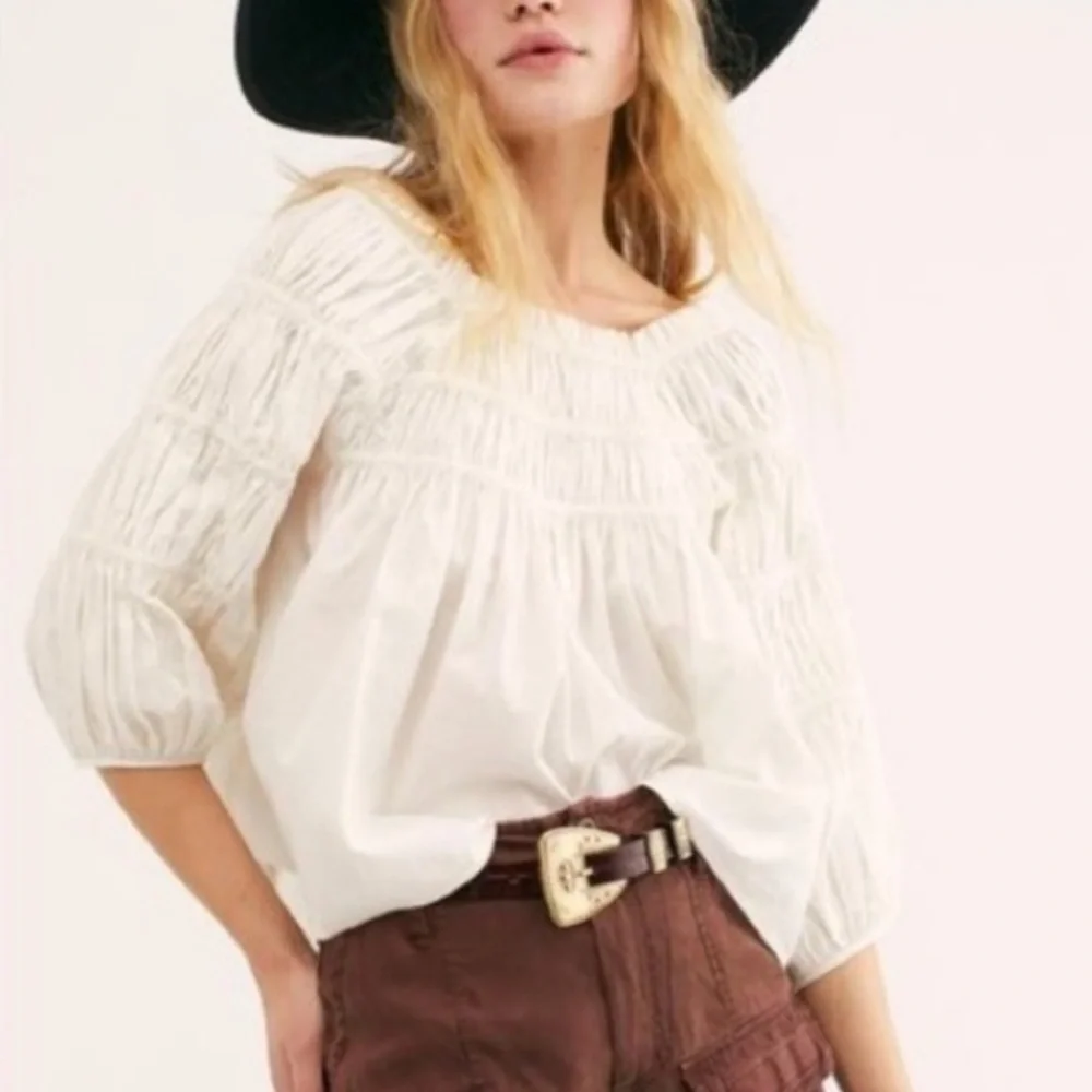 Free People sz M ivory BOHO Cece Poplin Off Shoulder ruched 3/4 sleeve blouse